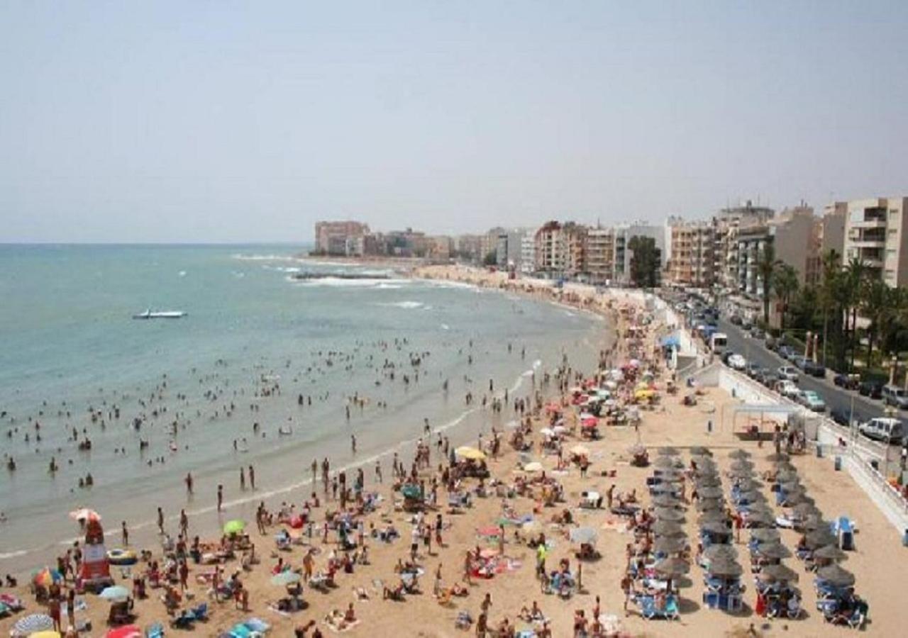 Torrevieja, La Torreta Ground Floor Apartment With Large Private Patio Garden Kültér fotó