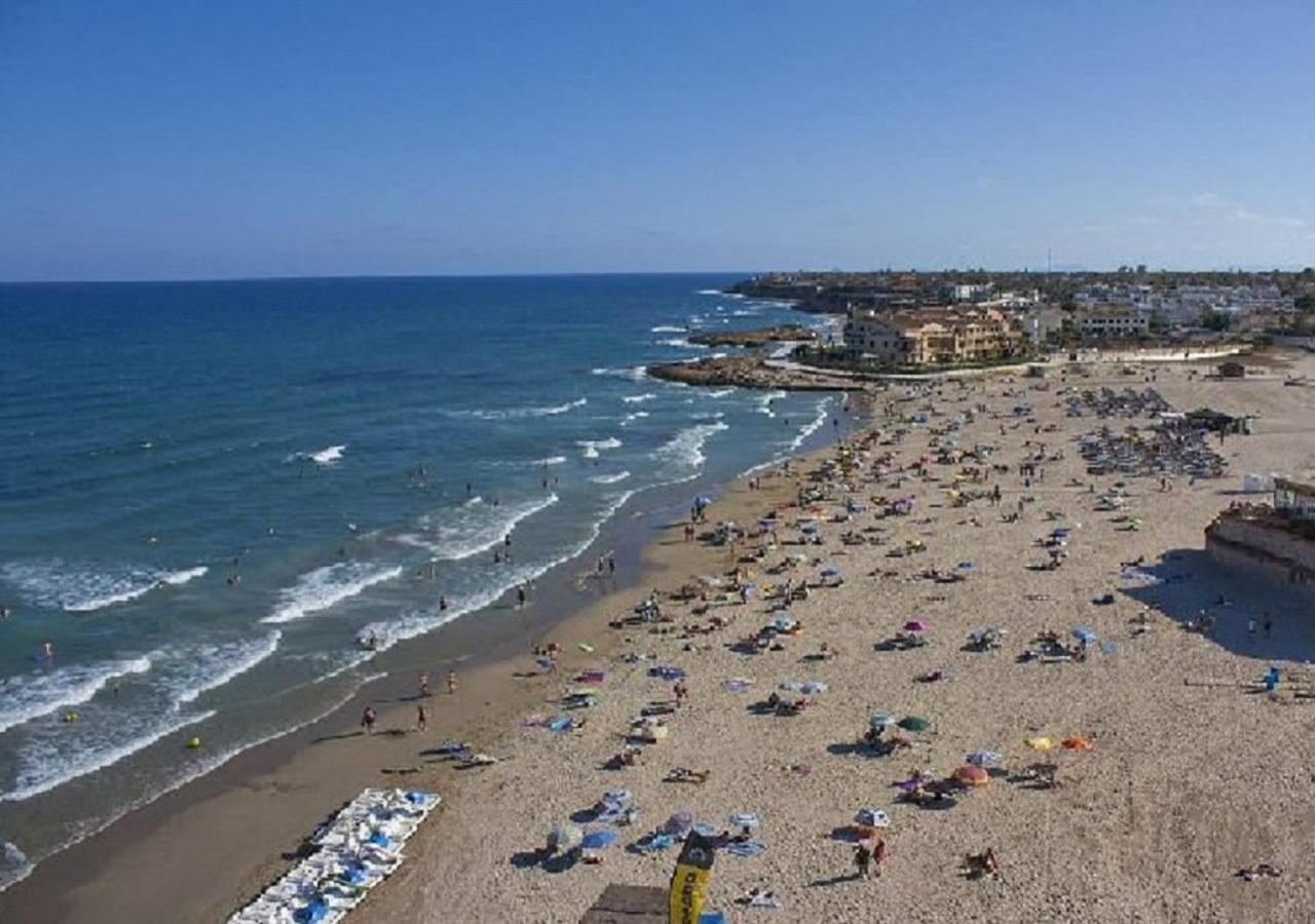 Torrevieja, La Torreta Ground Floor Apartment With Large Private Patio Garden Kültér fotó