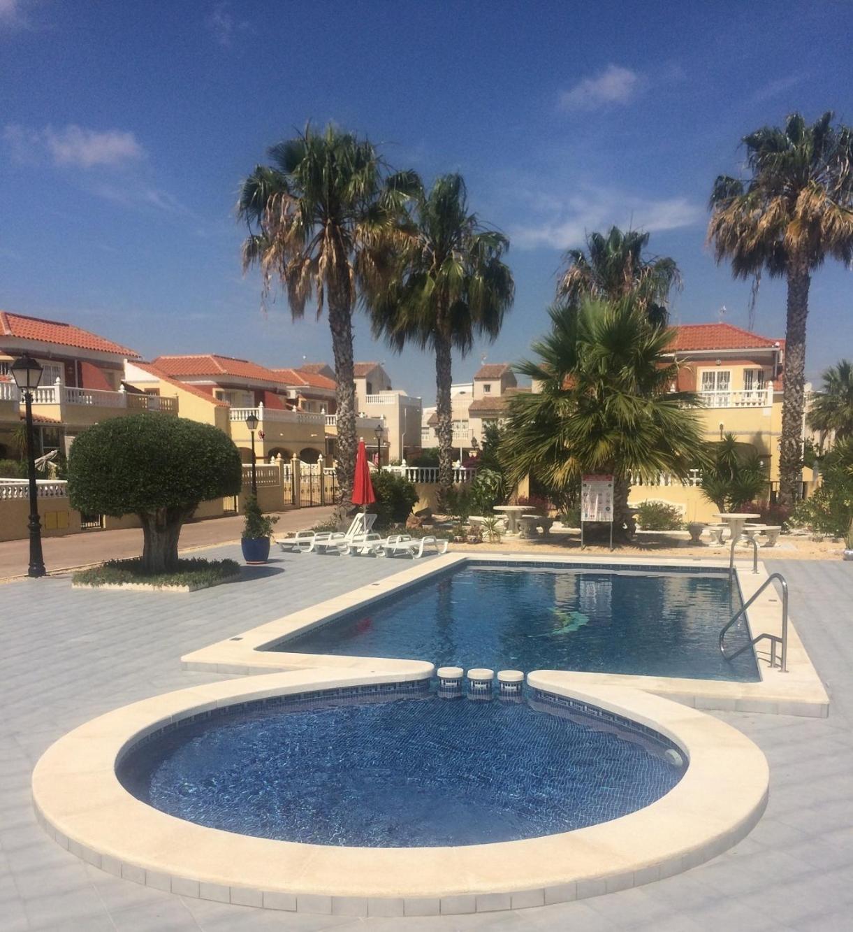 Torrevieja, La Torreta Ground Floor Apartment With Large Private Patio Garden Kültér fotó